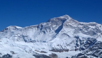Makalu Barun Trek